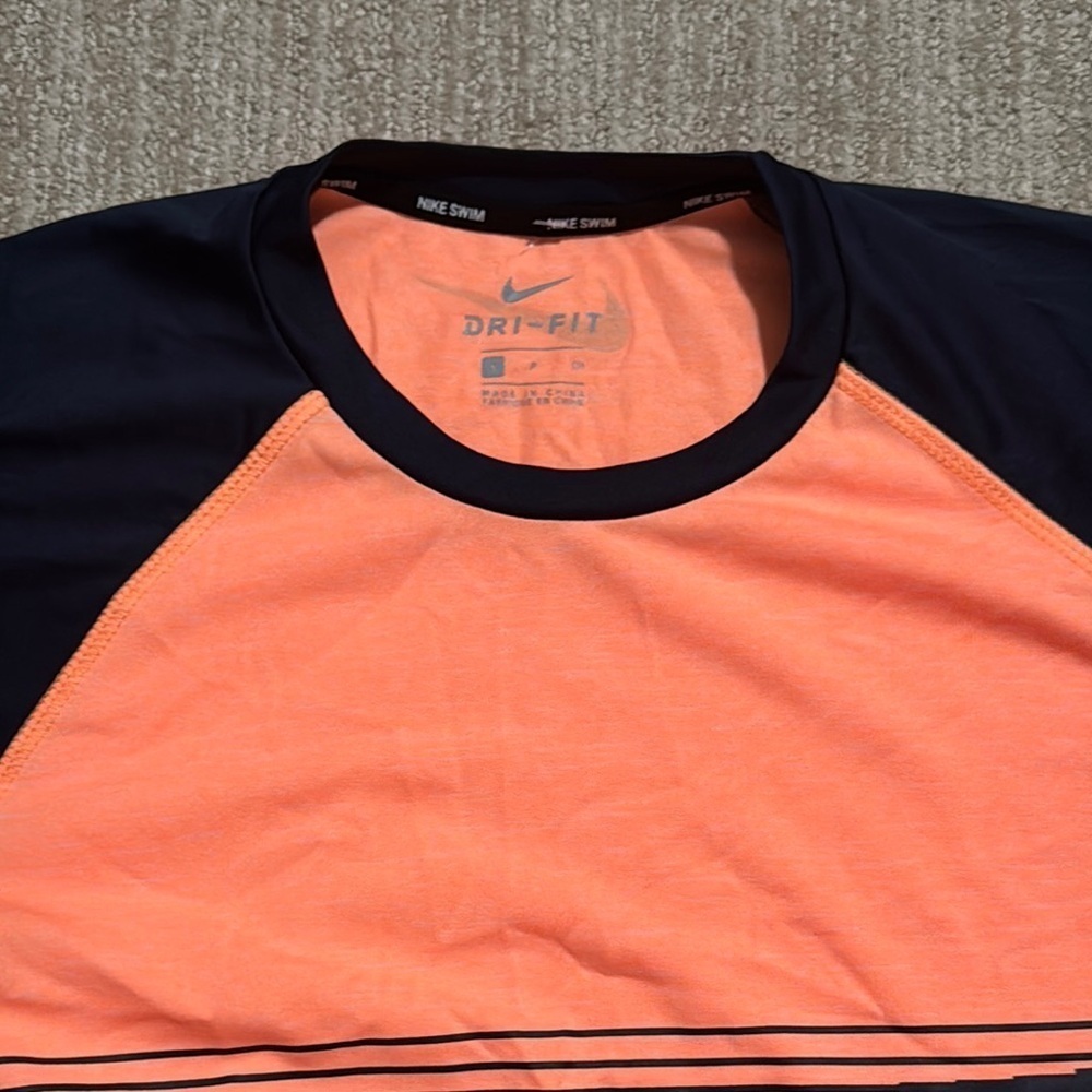 Nike Swim Dri-FIT Hydroguard Short Sleeve Shirt Orange/Navy Men's Size S UPF 40+ - Picture 4 of 12